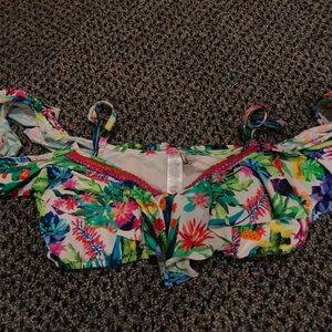 Nanette Lepore Bikini Top!